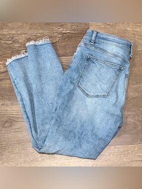 DL1961 Light Blue High-Rise Frayed Hem Jeans